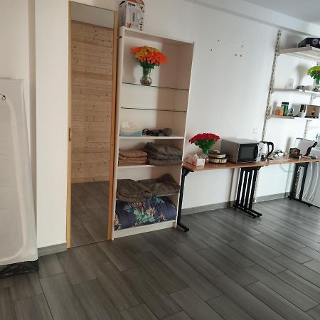 Erdgeschoss Wohnung Nahe Flughafen Wien Ngoại thất bức ảnh