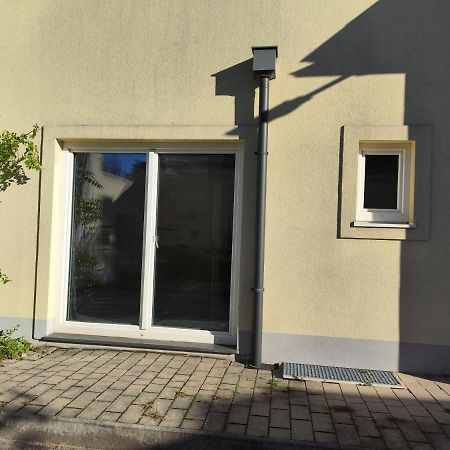 Erdgeschoss Wohnung Nahe Flughafen Wien Ngoại thất bức ảnh